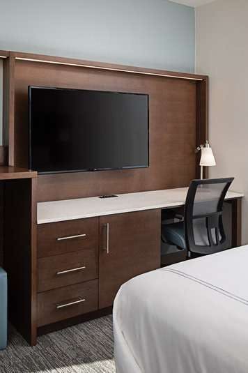 Hotel Even Hotels Shenandoah The Woodlands photo 2