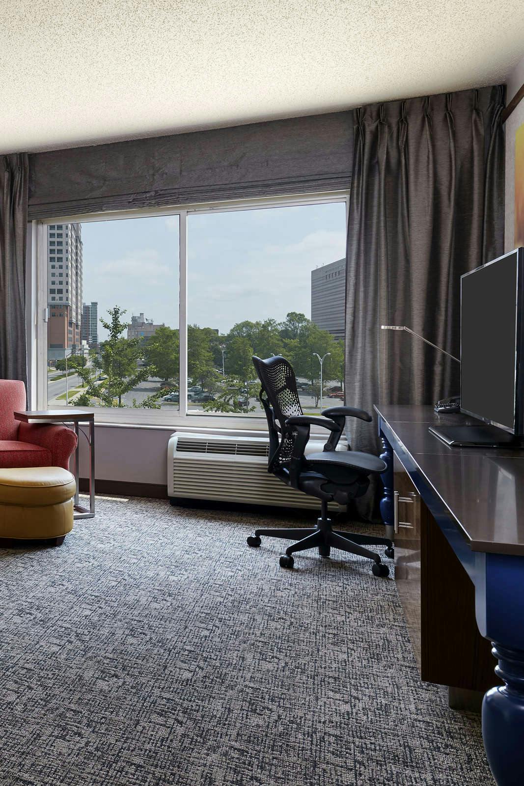 Hotel Hilton Garden Inn Charlotte Uptown photo 3