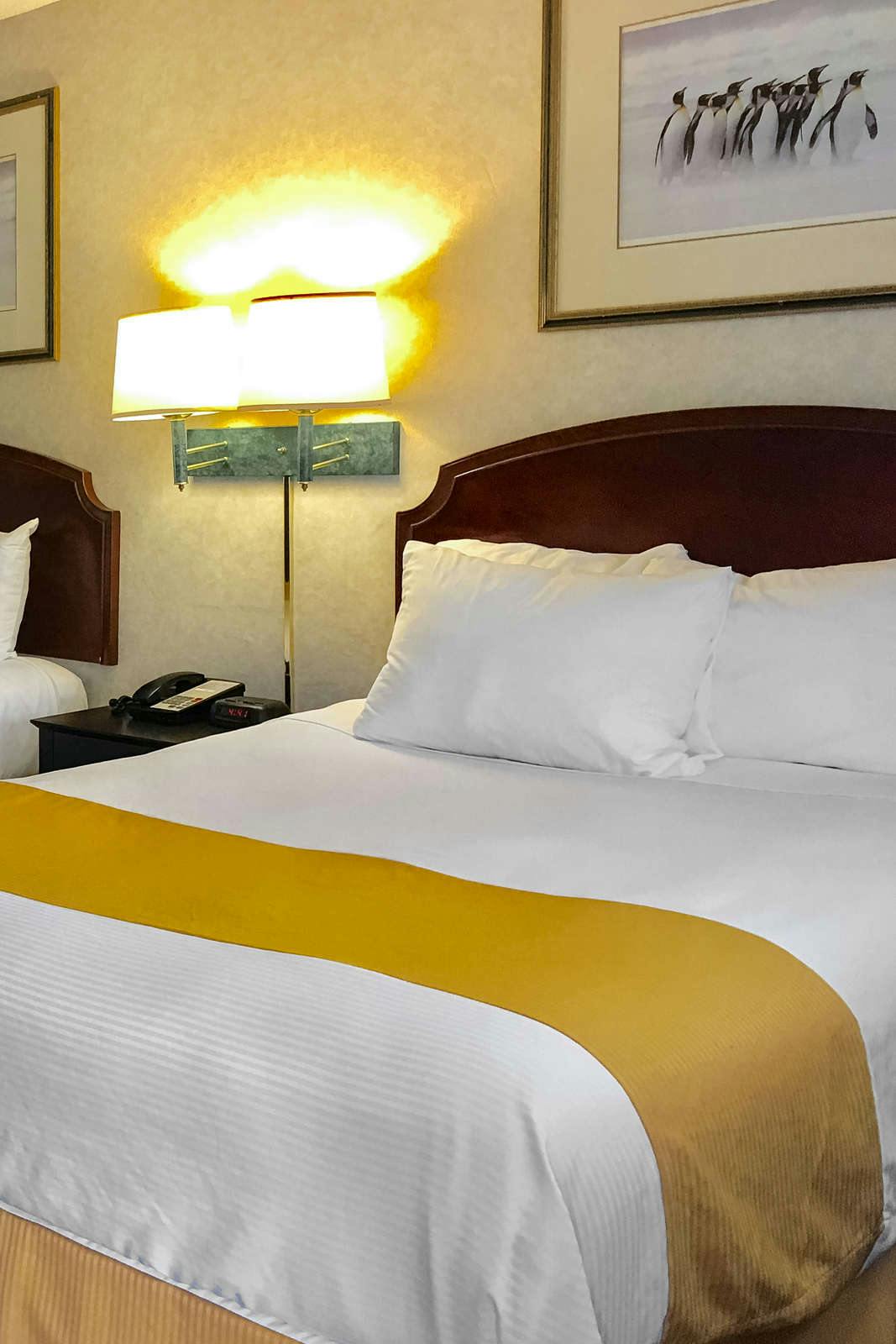 Hotel Pelican Inn photo 1