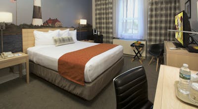 Adria Hotel And Conference Center