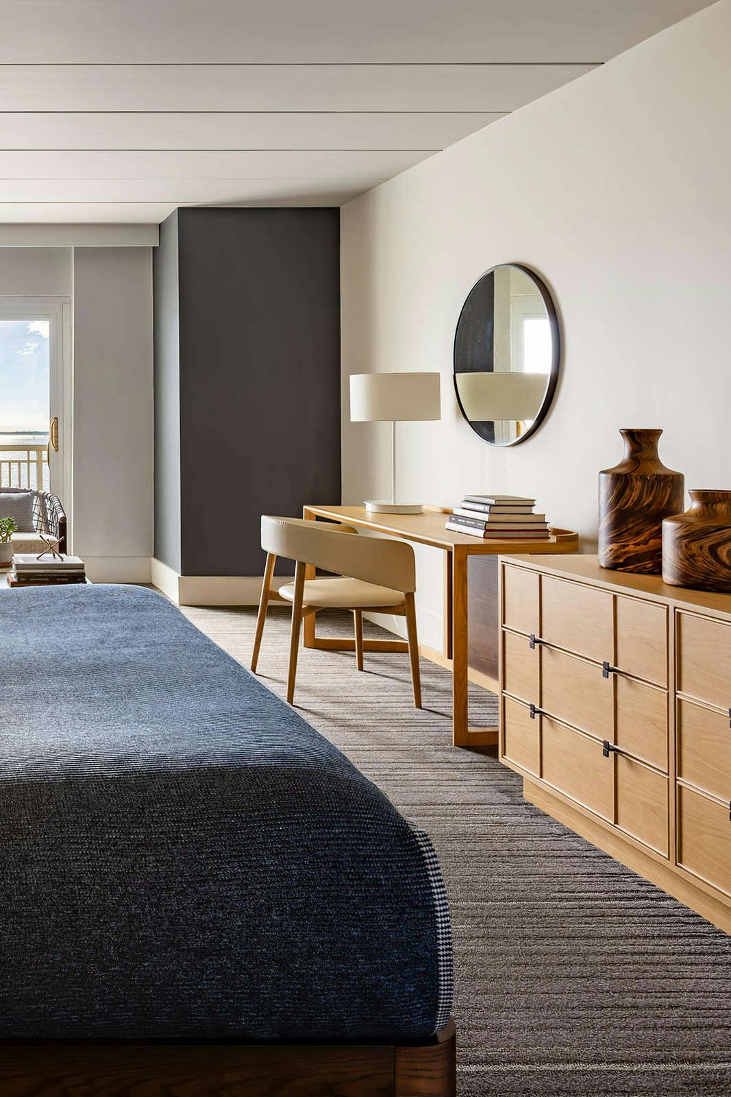 Hotel Newport Harbor Island Resort photo 1