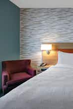 Hotel Home2 Suites by Hilton Milwaukee Downtown photo 4