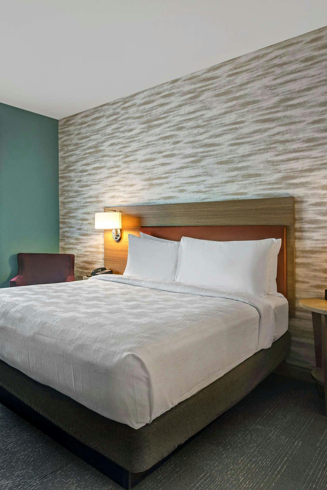 Hotel Home2 Suites by Hilton Milwaukee Downtown photo 1