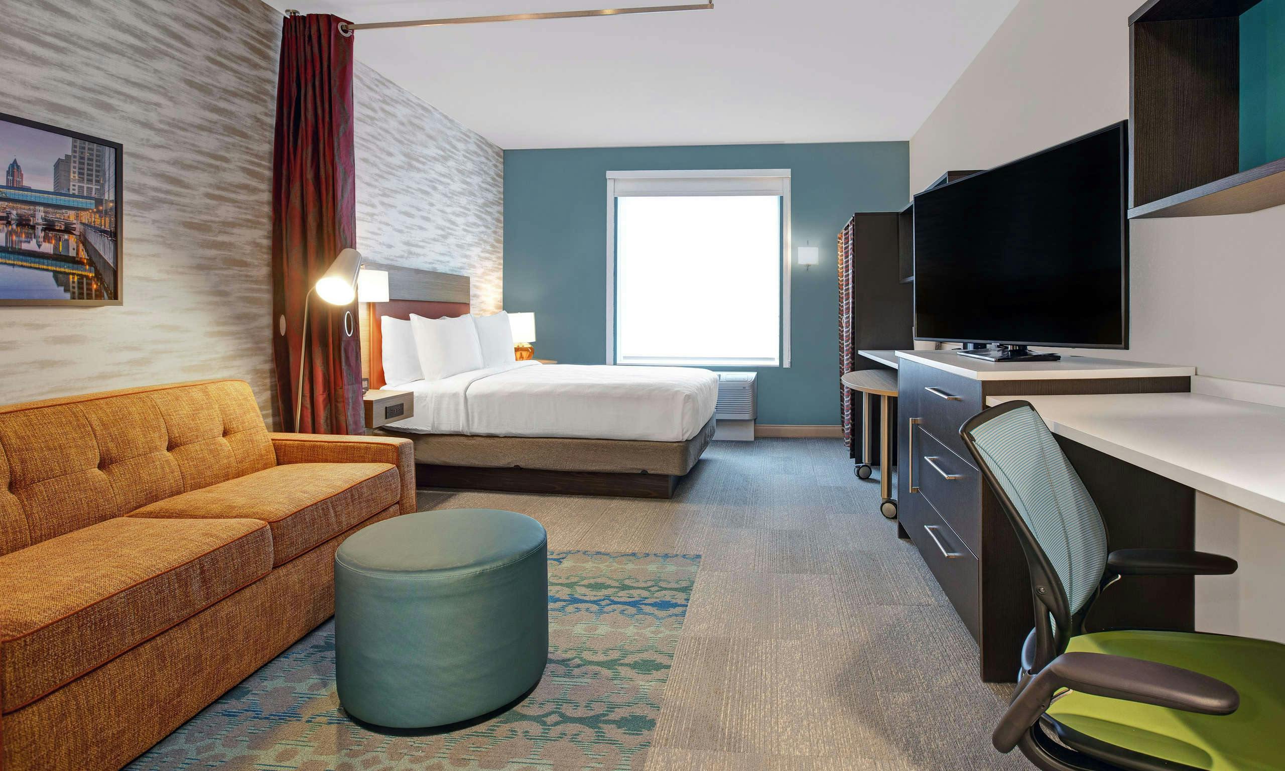 Home2 Suites by Hilton Milwaukee Downtown