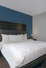 Hotel Tru by Hilton Milwaukee Downtown photo 2