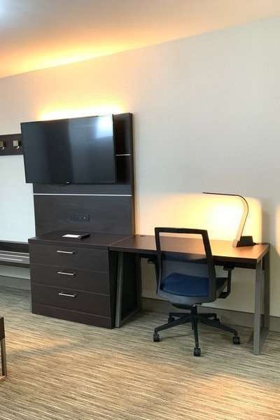 Hotel Holiday Inn Express Allentown North photo 3