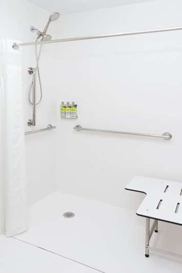 Hotel Holiday Inn Express & Suites Fayetteville photo 5