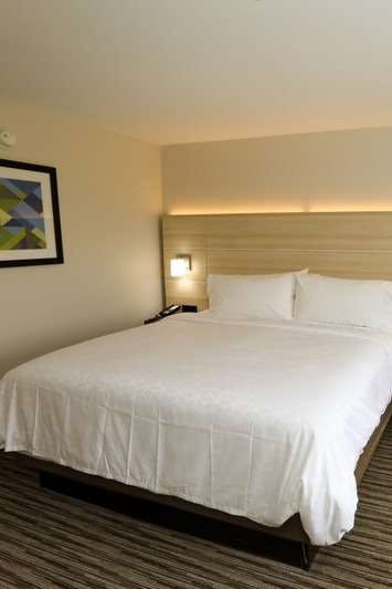 Hotel Holiday Inn Express Hillsboro I 35 photo 2