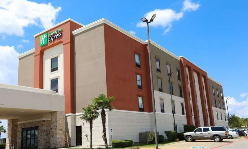Holiday Inn Express Hillsboro I 35