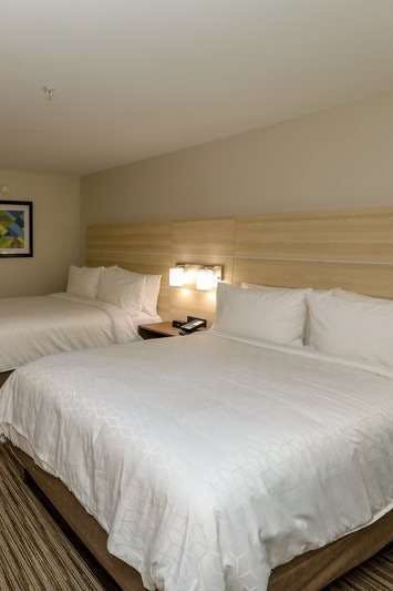 Hotel Holiday Inn Express Hillsboro I 35 photo 3