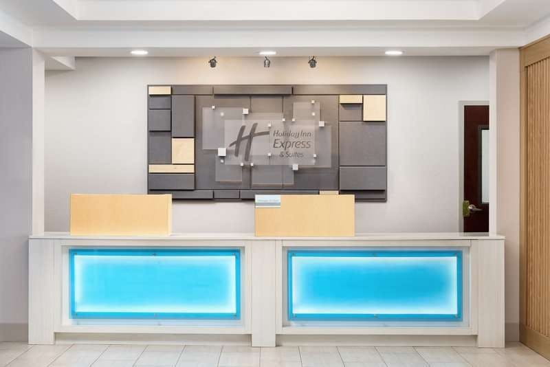 Hotel Holiday Inn Express & Suites Atlanta Tucker Northlake photo 2