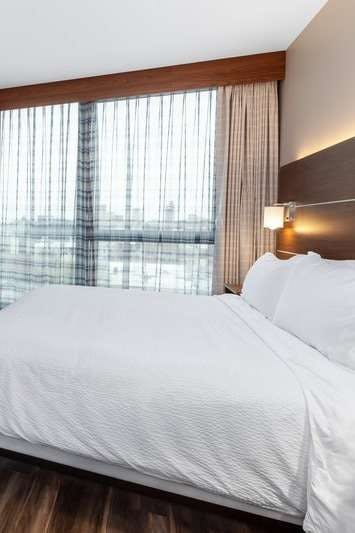 Hotel Holiday Inn Express Nyc Brooklyn Sunset Park photo 1