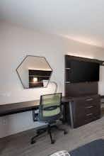 Hotel Holiday Inn Express & Suites Chicago Hoffman Estates photo 4