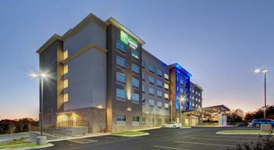 Holiday Inn Express & Suites Charlotte Southwest