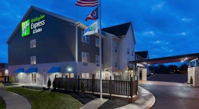 Holiday Inn Express & Suites Columbus Airport East