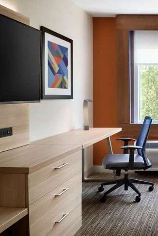 Hotel Holiday Inn Express Princeton photo 2