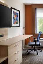 Hotel Holiday Inn Express Princeton photo 2