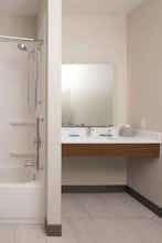 Hotel Holiday Inn Express & Suites Ft Myers Beach Sanibel Gateway photo 5