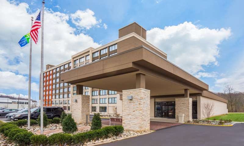 Holiday Inn Express & Suites Ft. Washington Philadelphia