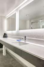 Hotel Holiday Inn Express & Suites Longview North photo 3