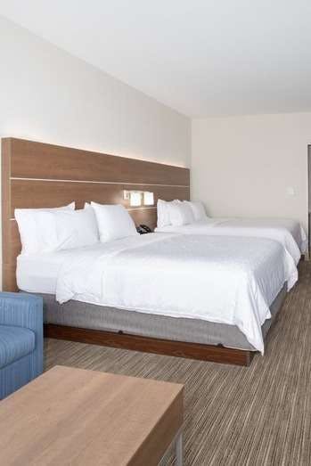 Hotel Holiday Inn Express & Suites Goodland I 70 photo 2