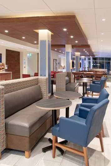 Hotel Holiday Inn Express & Suites Goodland I 70 photo 5