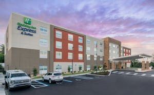 Holiday Inn Express & Suites Alachua Gainesville Area