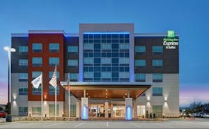 Holiday Inn Express & Suites Houston Memorial City Centre