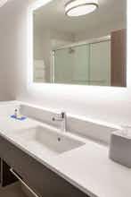 Hotel Holiday Inn Express & Suites Houston N Downtown photo 5