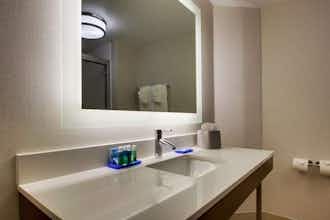 Hotel Holiday Inn Express Voorhees Mt. Laurel photo 3
