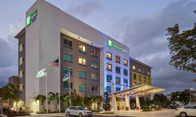 Holiday Inn Express & Suites Doral Miami