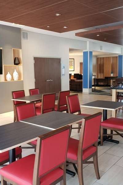 Hotel Holiday Inn Express & Suites Nashville North Springfield photo 5