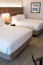 Hotel Holiday Inn Express & Suites Fort Wayne North photo 2