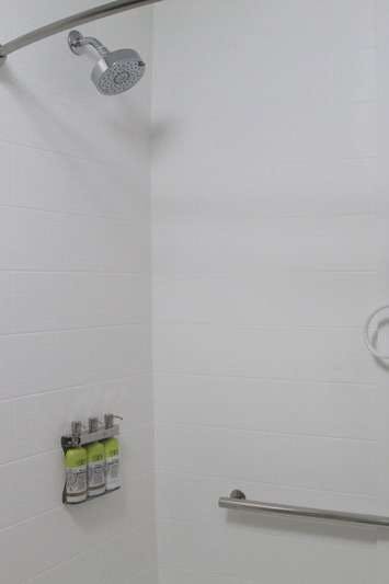 Hotel Holiday Inn Express & Suites Latta photo 5