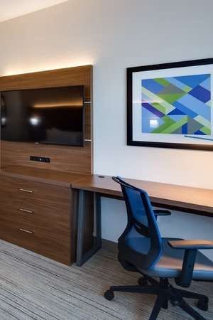 Hotel Holiday Inn Express & Suites Latta photo 3