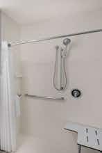 Hotel Holiday Inn Express & Suites Lakeland South photo 5
