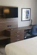 Hotel Holiday Inn Express & Suites Fort Mill photo 3