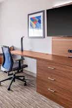 Hotel Holiday Inn Express & Suites Madison photo 3