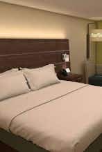 Hotel Holiday Inn Express & Suites Dalton Market St photo 1