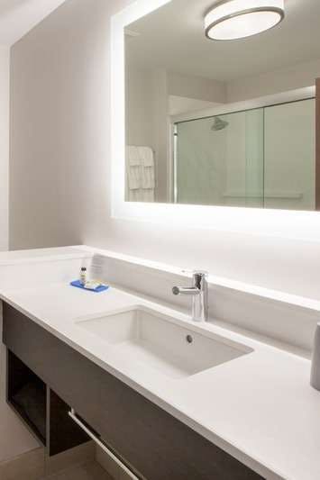 Hotel Holiday Inn Express & Suites Austin North Pflugerville photo 5