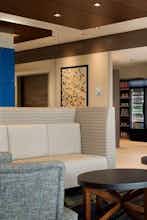 Hotel Holiday Inn Express & Suites Clear Spring photo 3