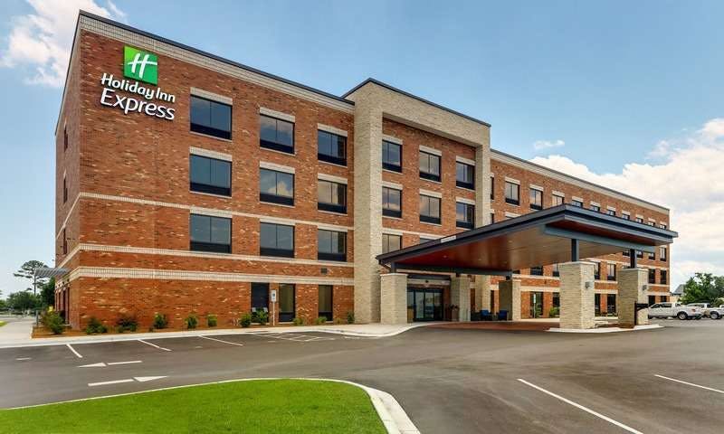 Holiday Inn Express Wilmington Porters Neck