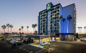 Holiday Inn Express & Suites Santa Ana Orange County