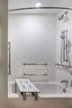 Hotel Holiday Inn Express & Suites Santa Ana Orange County photo 4