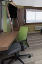 Hotel Holiday Inn Express & Suites Santa Ana Orange County photo 3