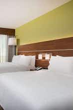 Hotel Holiday Inn Express & Suites Santa Ana Orange County photo 2