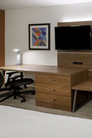 Hotel Holiday Inn Express & Suites Little Rock Downtown photo 3