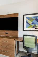 Hotel Holiday Inn Express & Suites Lincoln Downtown photo 3