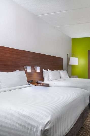 Hotel Holiday Inn Express & Suites Augusta West Ft Gordon Area photo 3