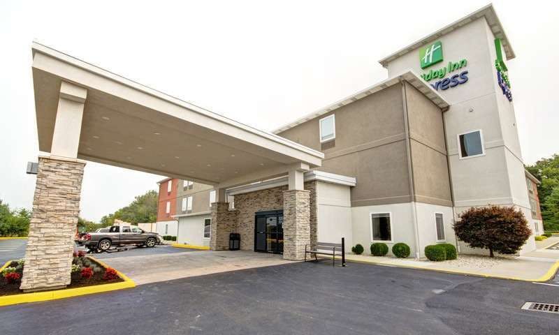 Holiday Inn Express Columbus South Obetz